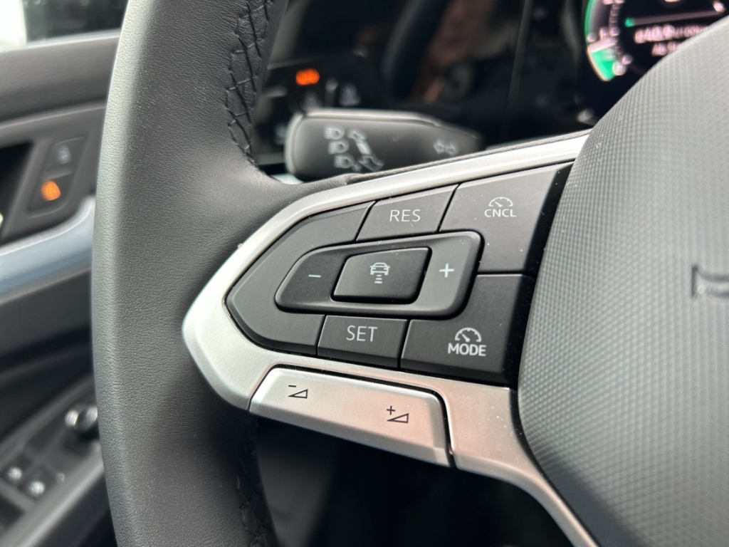 Fahrzeugabbildung Volkswagen Golf Goal 1.5 l TSI OPF 6-Gang SHZ Temp PDCv+h