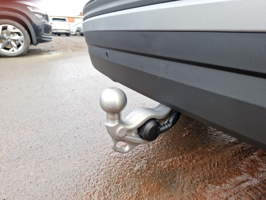 Fahrzeugabbildung SKODA Kodiaq Skoda 1.5 TSI iV DSG LED AHK Navi