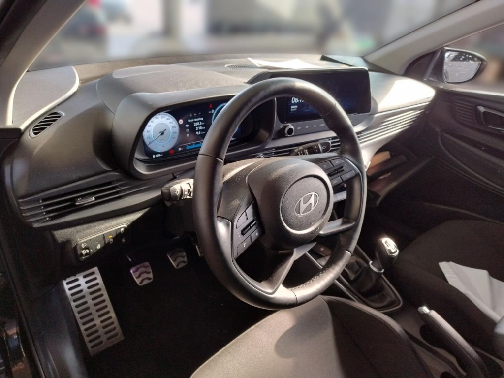 Fahrzeugabbildung Hyundai BAYON FL 1.0 T-GDI MT MY25 Prime Navi Bose LED Digitales Cockpit Apple CarPlay