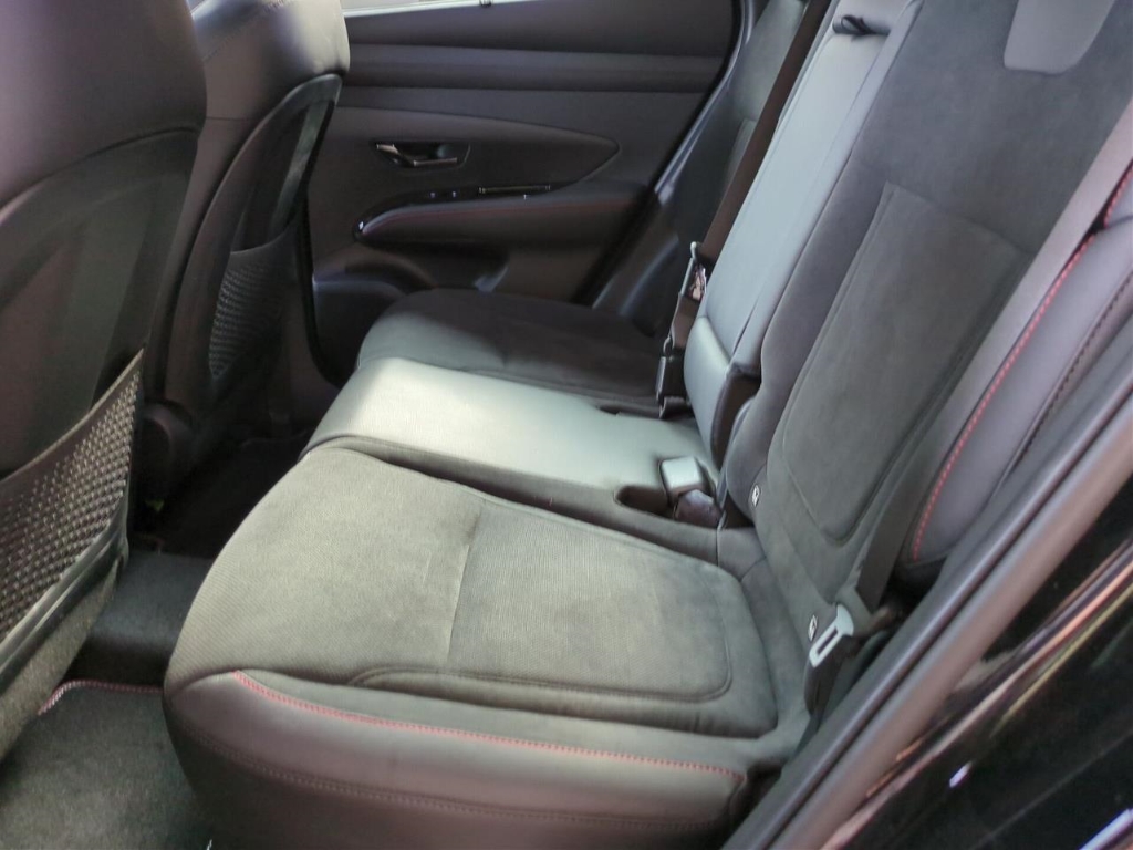 Fahrzeugabbildung Hyundai TUCSON FL PHEV 1.6 AT 4WD MY25 N-LINE Sitz-P AHK Panorama Assist-P. MATRIX-LED Navi
