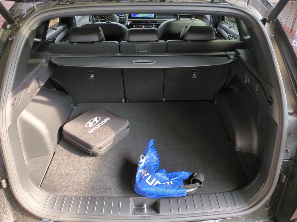Fahrzeugabbildung Hyundai TUCSON FL PHEV 1.6 AT 4WD MY25 N-LINE Sitz-P AHK Panorama Assist-P. MATRIX-LED Navi