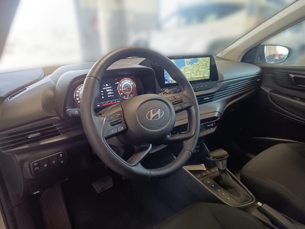 Fahrzeugabbildung Hyundai i20 FL 1.0 T-GDI 7-DCT MY25 Prime Navi Bose LED Keyless Rückfahrkam. PDCv+h