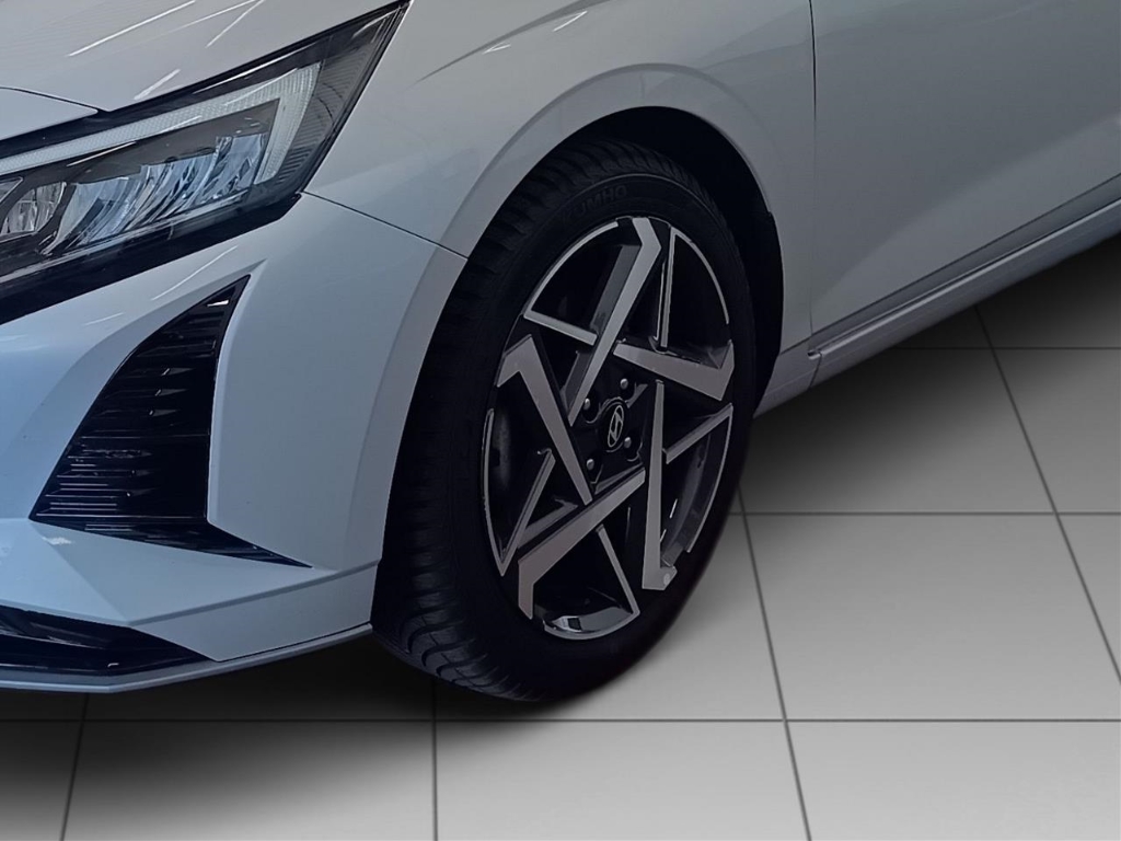 Fahrzeugabbildung Hyundai i20 FL 1.0 T-GDI 7-DCT MY25 Prime Navi Bose LED Keyless Rückfahrkam. PDCv+h