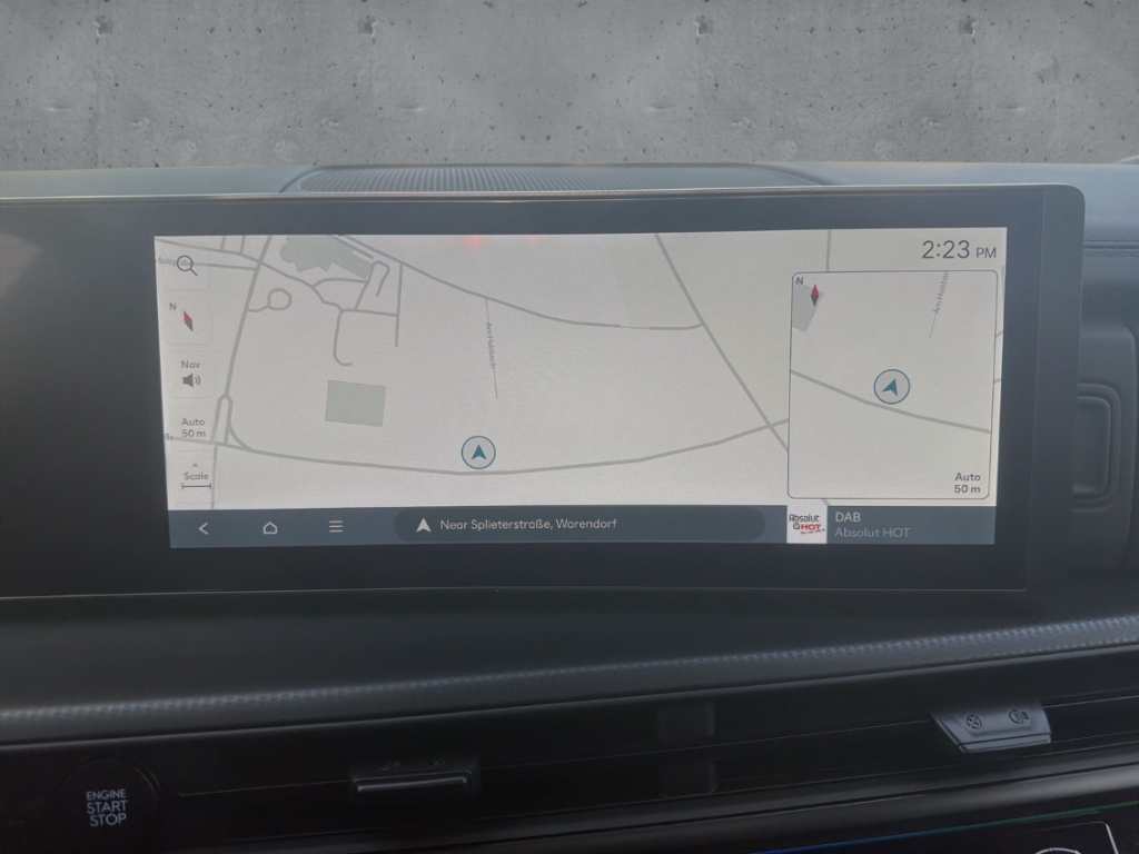 Fahrzeugabbildung Hyundai SANTA FE MY26 HEV 1.6 4WD BLACKLINE Schiebedach HUD Navi Leder digitales Cockpit