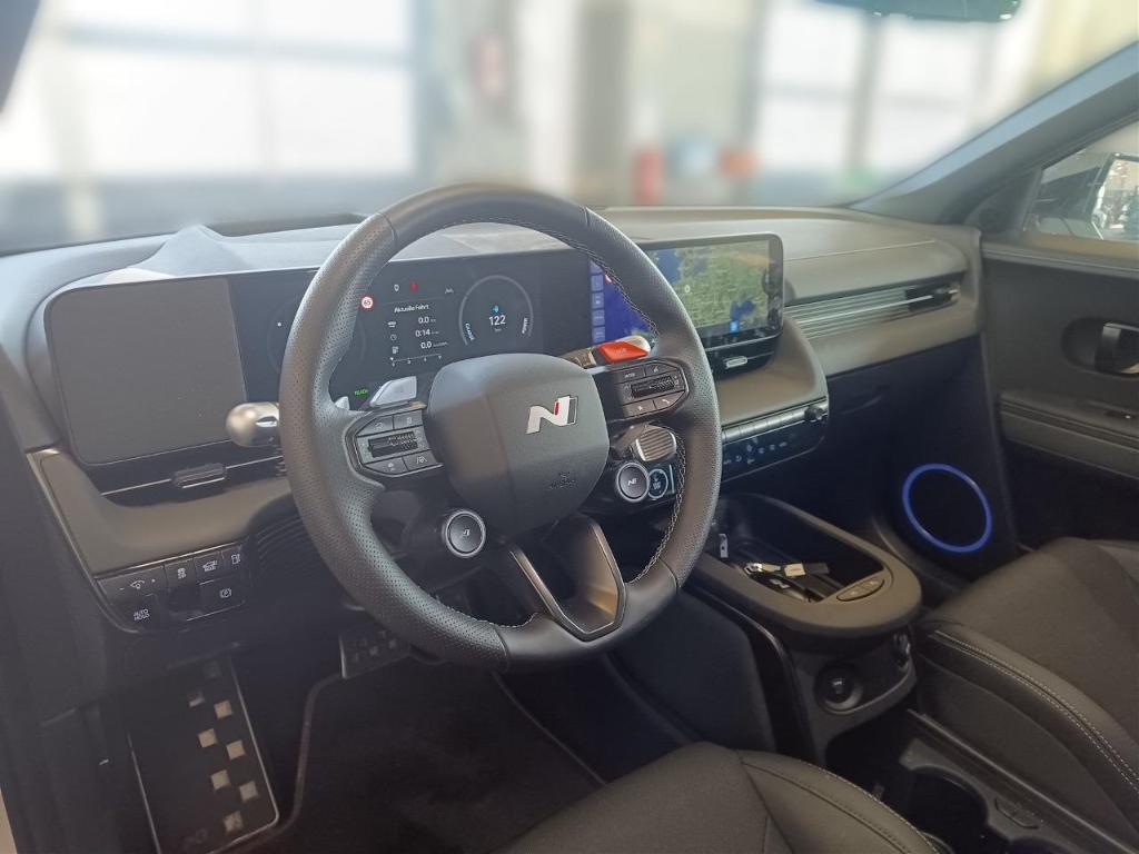 Fahrzeugabbildung Hyundai IONIQ 5 4WD 84kWh N-Performance MY25 MATRIX LED HUD Navi Digitales Cockpit Sportpaket