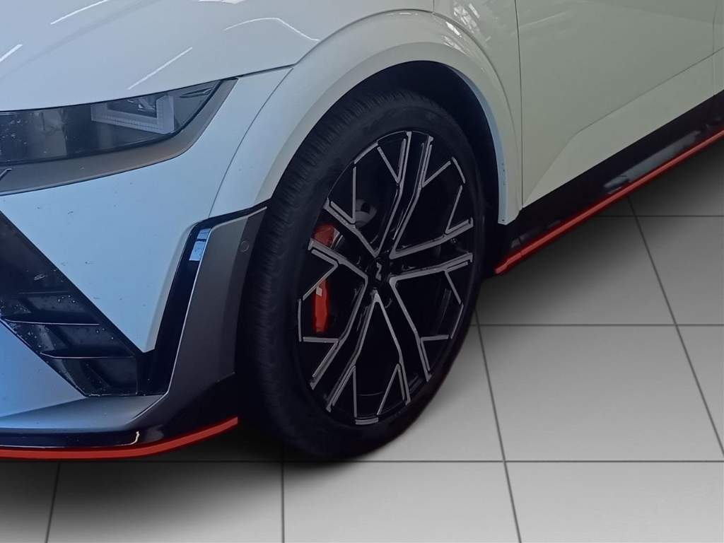 Fahrzeugabbildung Hyundai IONIQ 5 4WD 84kWh N-Performance MY25 MATRIX LED HUD Navi Digitales Cockpit Sportpaket
