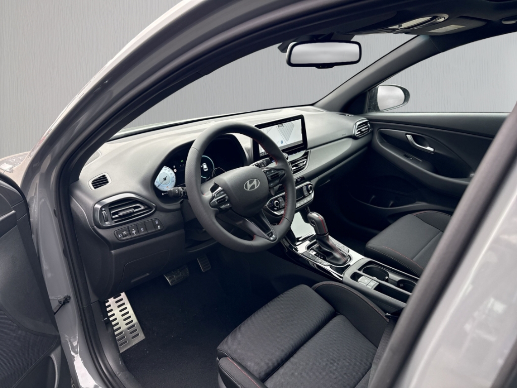 Fahrzeugabbildung Hyundai i30 FL 5-trg MY26 1.6 T-GDi DCT N-Line Panorama Navi Digitales Cockpit LED Apple