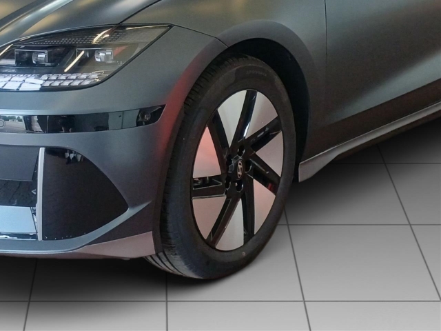 Fahrzeugabbildung Hyundai IONIQ 6 77,4kWh 4WD UNIQ Digi-Spiegel Schiebedach HUD Navi Digitales Cockpit Memory Sitze