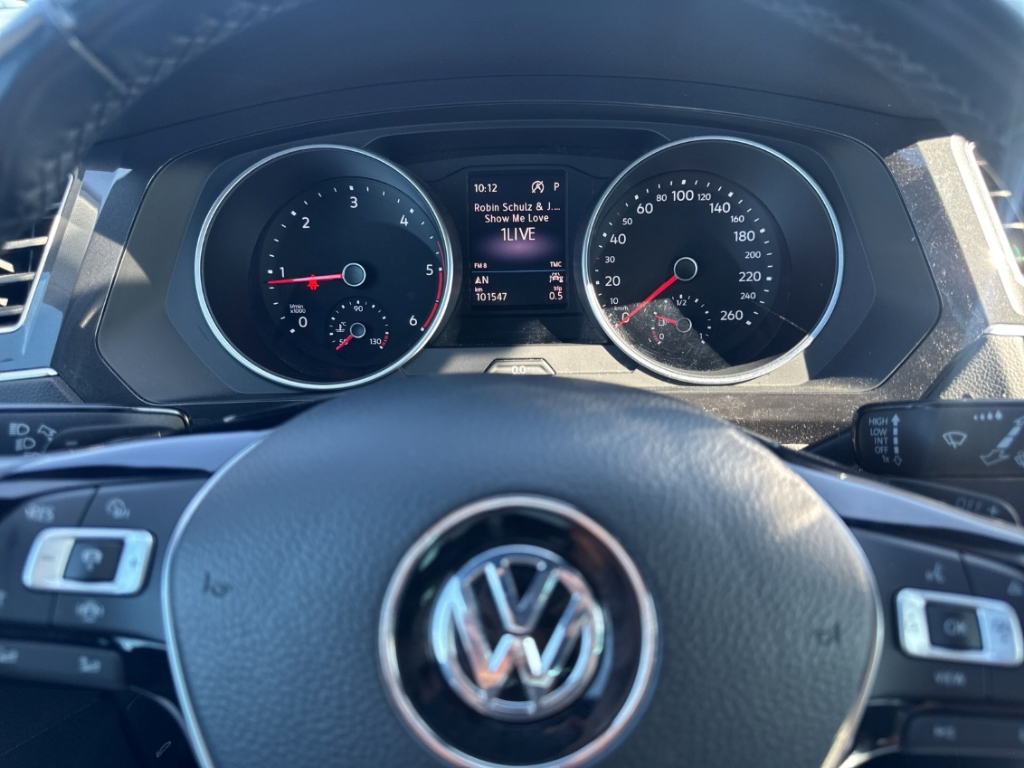 Fahrzeugabbildung Volkswagen Tiguan 4Motion 2.0 Offroad ACC SHZ PDCv+h LED Color