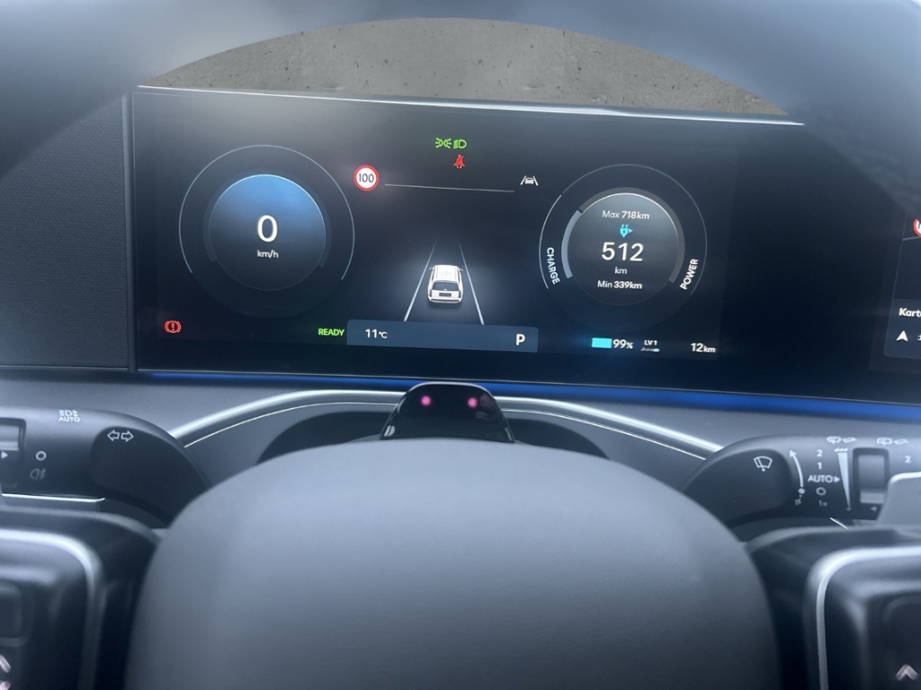 Fahrzeugabbildung Hyundai IONIQ 9 110kWh 4WD Performance UNIQ 7-Sitze Panorama HUD Navi Leder Digitales Cockpit