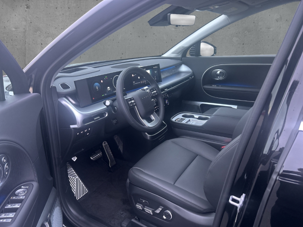 Fahrzeugabbildung Hyundai IONIQ 9 110kWh 4WD Performance UNIQ 7-Sitze Panorama HUD Navi Leder Digitales Cockpit