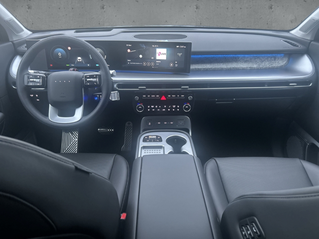 Fahrzeugabbildung Hyundai IONIQ 9 110kWh 4WD Performance UNIQ 7-Sitze Panorama HUD Navi Leder Digitales Cockpit