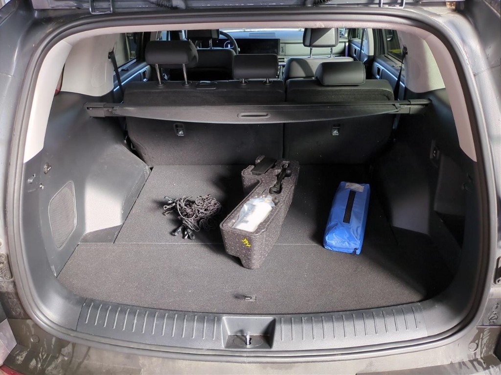 Fahrzeugabbildung Hyundai SANTA FE HEV 1.6 T-GDI AT 2WD Signature Dig Key 5-Sitze MY25 Niveau Navi Leder Digitales Cockpit