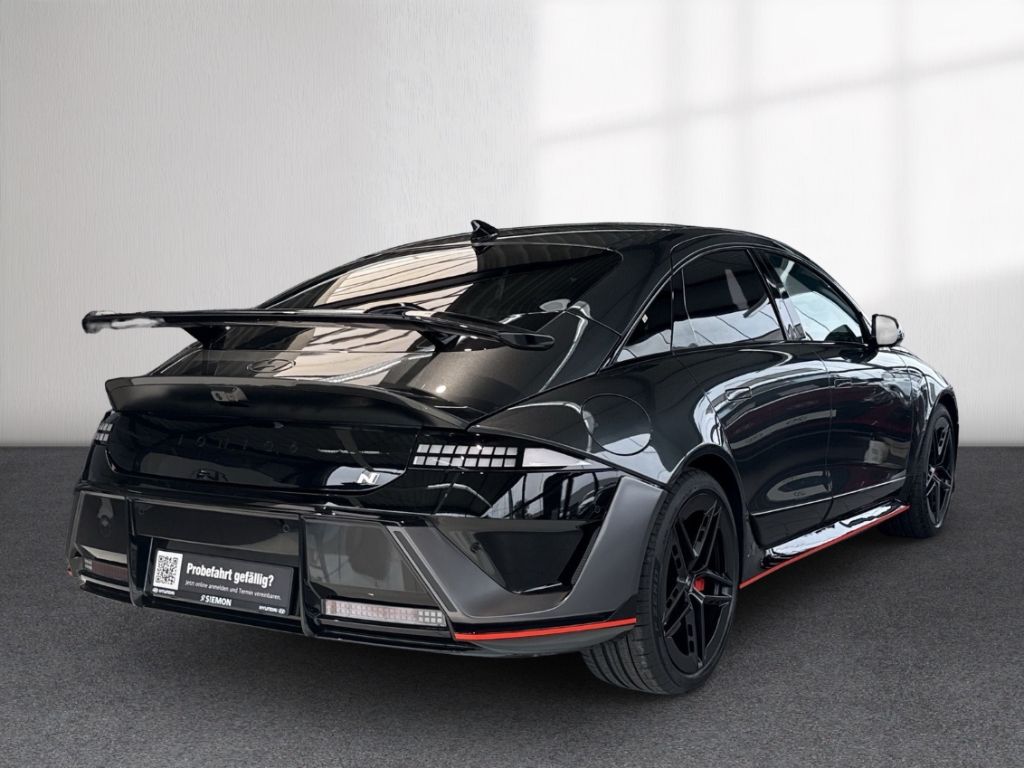 Fahrzeugabbildung Hyundai IONIQ 6 N Performance Sitz-P Schiebedach MY26 84kWh 4WD Sportpaket HUD AD StandHZG Navi Leder