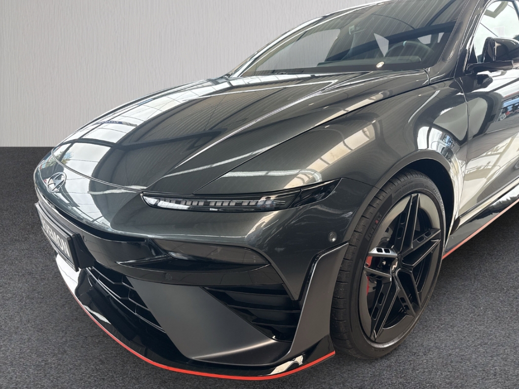 Fahrzeugabbildung Hyundai IONIQ 6 N Performance Sitz-P Schiebedach MY26 84kWh 4WD Sportpaket HUD AD StandHZG Navi Leder