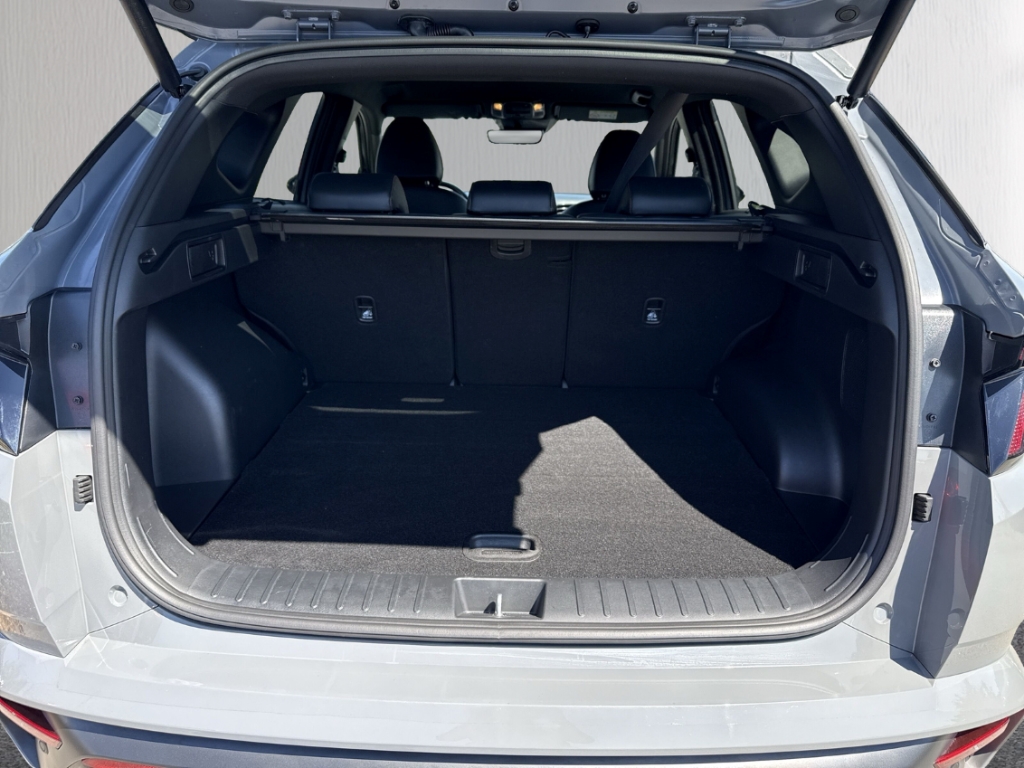 Fahrzeugabbildung Hyundai TUCSON 1.6 T-GDi DCT 4WD 48V N-Line Assist-P Sitz-P ECS AHK Allwetter Navi Digitales Cockpit
