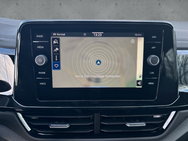 Fahrzeugabbildung Volkswagen T-Roc Cabriolet 1.5 TSI DSG R-Line IQ.LIGHT AHK ACC