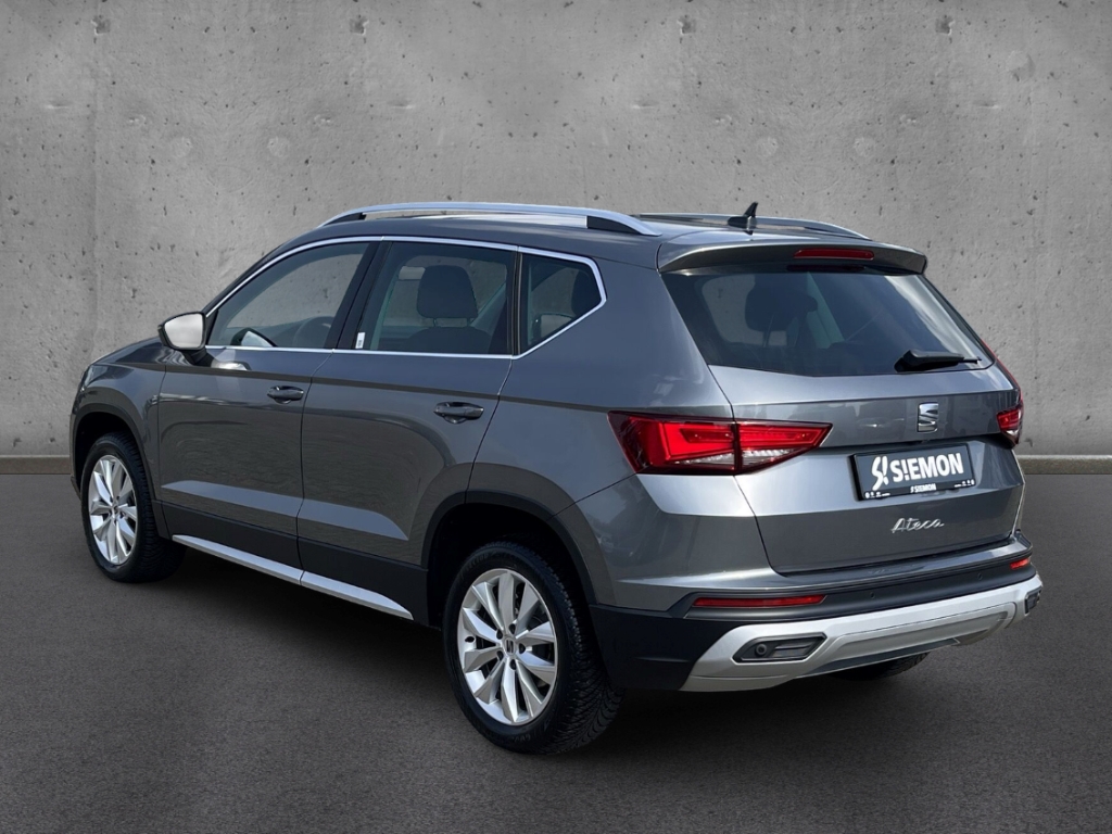 Fahrzeugabbildung SEAT Ateca 1.5 TSI DSG Xperience NAVI GJR Full Link Winterpaket LED