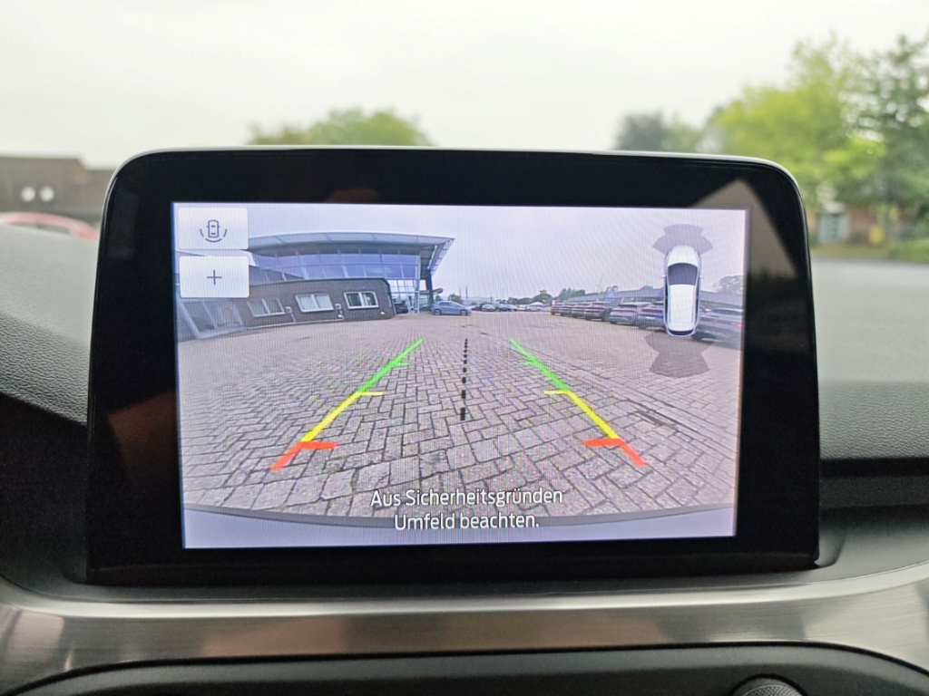 Fahrzeugabbildung Ford Focus Turnier 1.0 EB Titanium NAVI LED RFK SHZ GJR