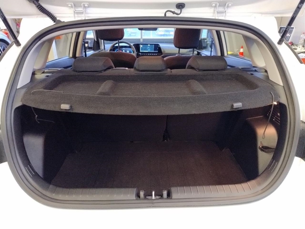 Fahrzeugabbildung Hyundai i20 FL 1.2 MT Select MY25 Navi Apple CarPlay Android Auto Musikstreaming DAB Spurhalteass.
