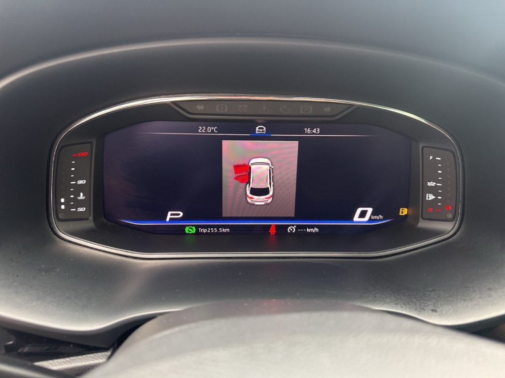 Fahrzeugabbildung SEAT Leon ST 1.5 TSI DSG FR Navi ACC LED RKam KeyLess Allwetter