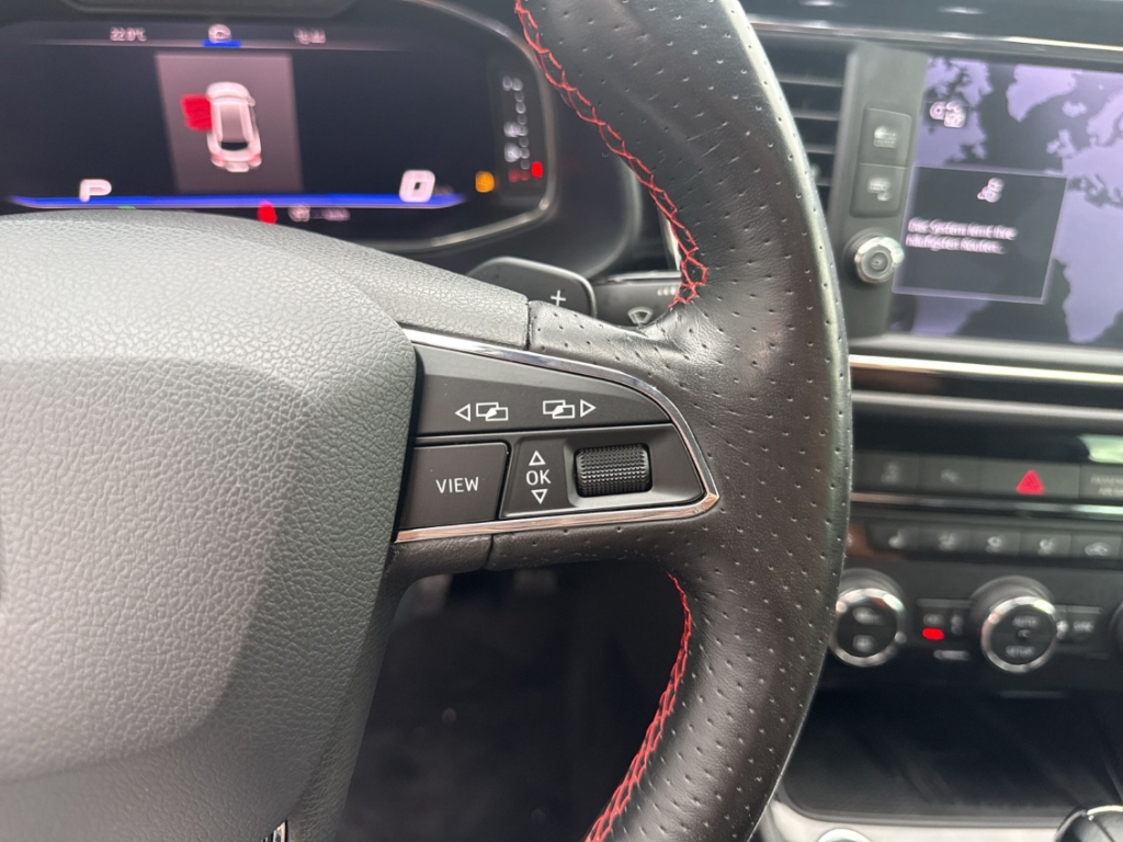 Fahrzeugabbildung SEAT Leon ST 1.5 TSI DSG FR Navi ACC LED RKam KeyLess Allwetter