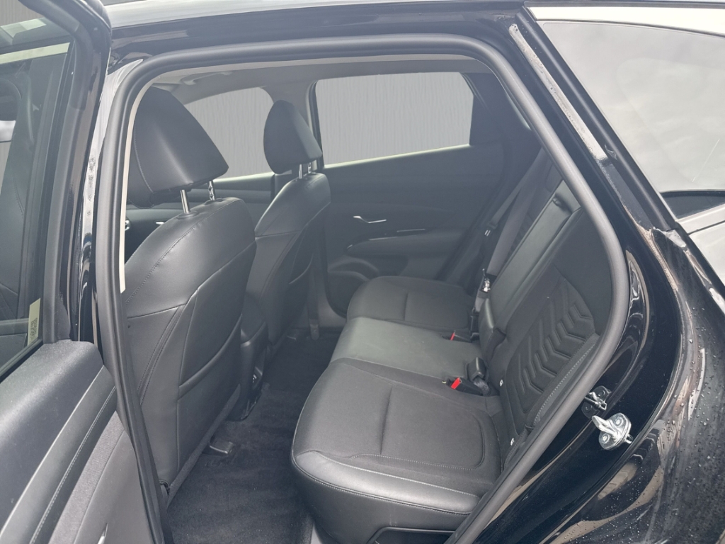 Fahrzeugabbildung Hyundai TUCSON FL PHEV 1.6 AT 4WD MY25 Trend Navi Digitales Cockpit LED