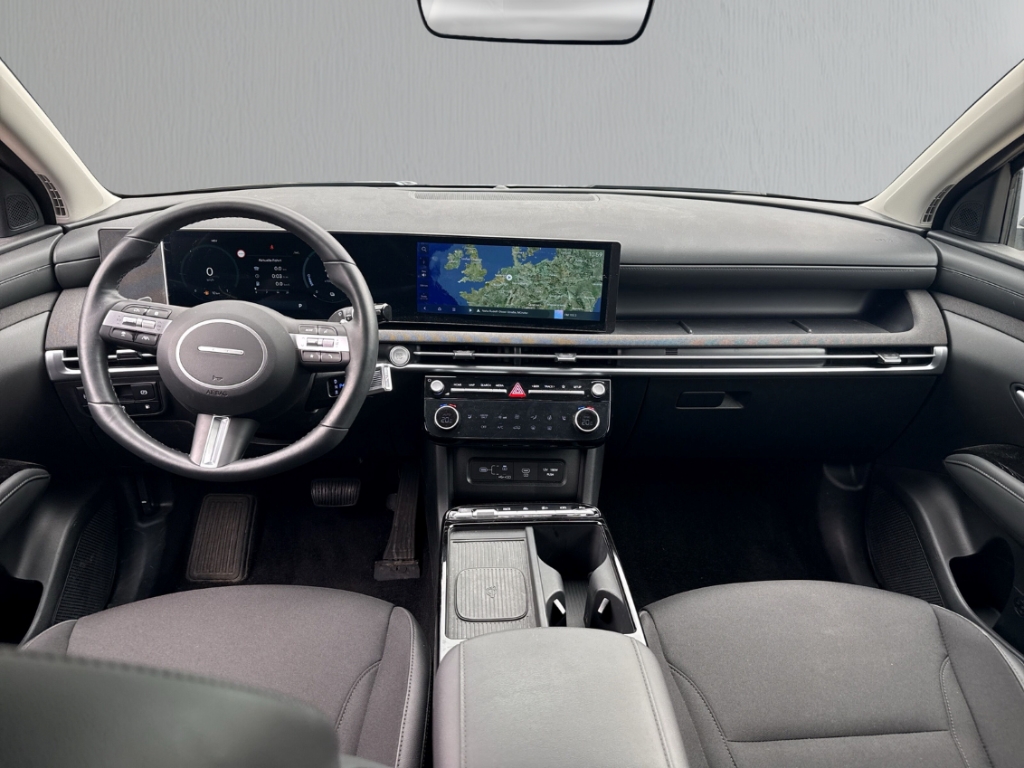 Fahrzeugabbildung Hyundai TUCSON FL PHEV 1.6 AT 4WD MY25 Trend Navi Digitales Cockpit LED