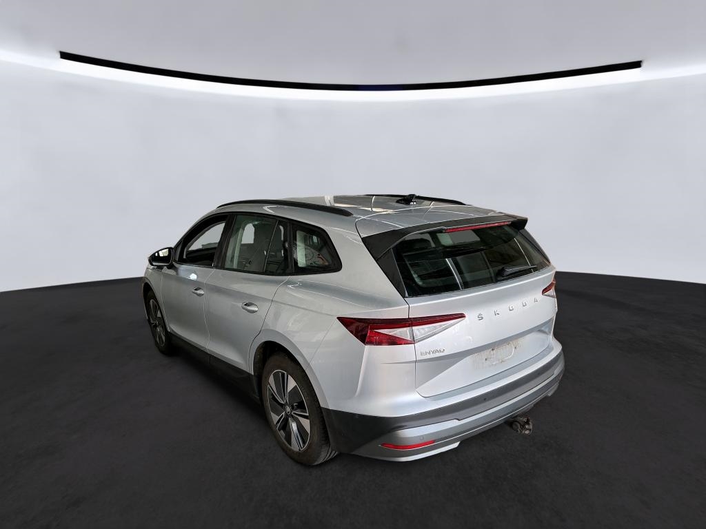 Fahrzeugabbildung SKODA Enyaq iV 60 Loft AHK Navi Tempo PDC Kamera