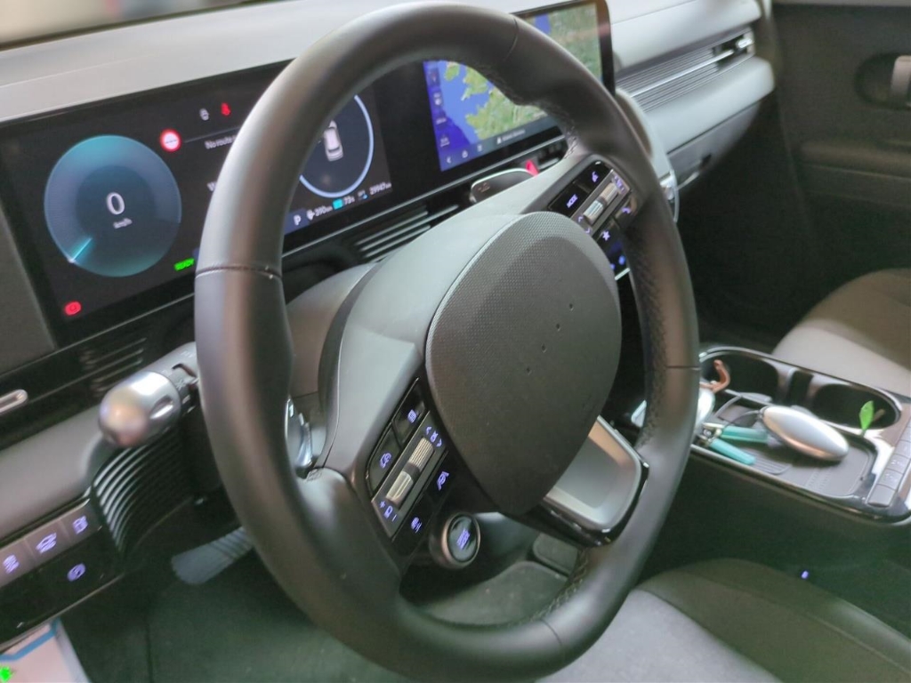 Fahrzeugabbildung Hyundai IONIQ 5 FL 84kWh 2WD MY25 DYNAMIQ el. Heckklappe Navi Digitales Cockpit LED ACC Apple CarPlay