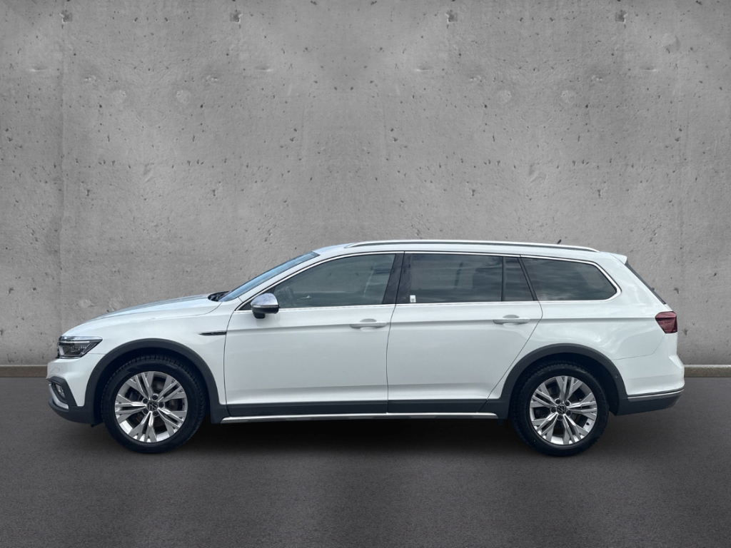Fahrzeugabbildung Volkswagen Passat Alltrack 4Motion 2.0 TDI ACC Matrix Kamera Massag StandHZG AHK-klappbar