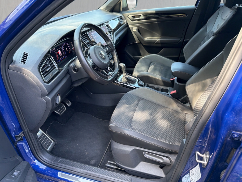 Fahrzeugabbildung Volkswagen T-Roc R 2.0 TSI DSG 4Motion R-Kamera ACC SHZ LED Navi