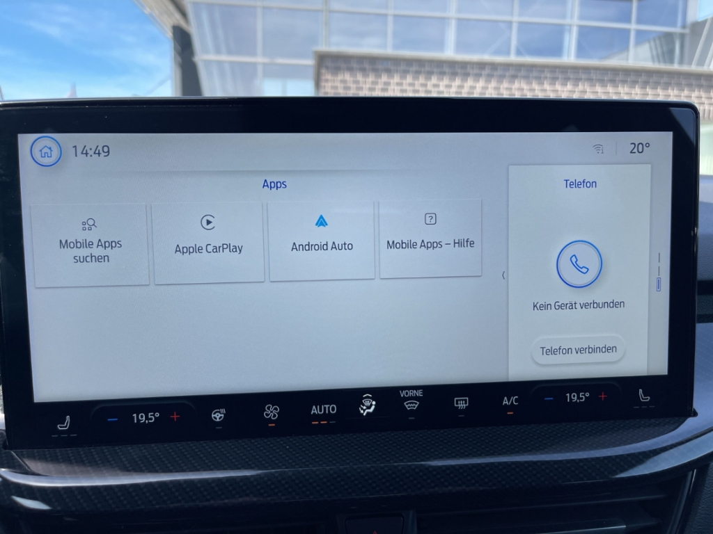 Fahrzeugabbildung Ford Focus Turnier 1.0 ST Line X AHK HUD ACC SHZ LHZ