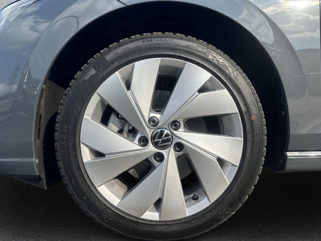 Fahrzeugabbildung Volkswagen Golf Variant TDI DSG Goal AHK MatrLED +Paket ACC