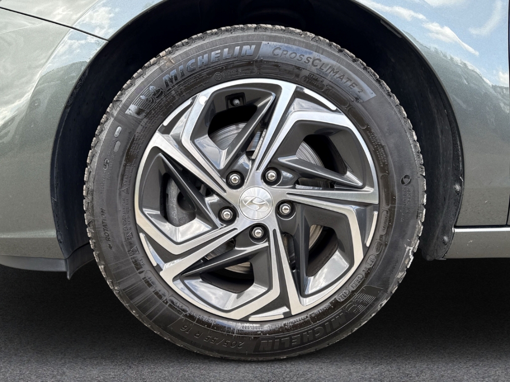 Fahrzeugabbildung Hyundai i30 Kombi 1.0 T-GDi EDITION 30 CarPlay RKam PDC Allwetter