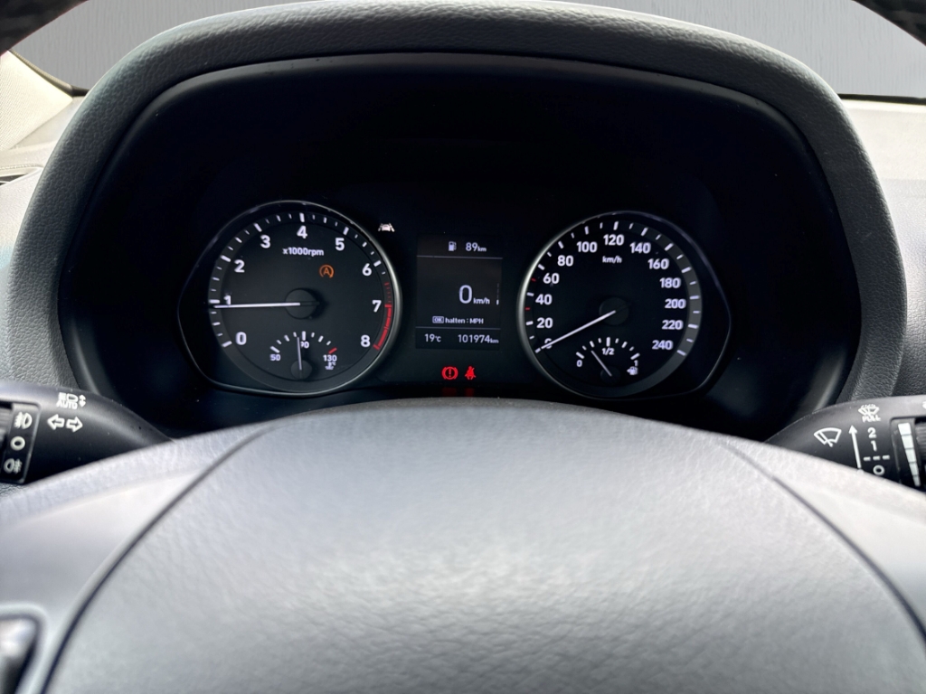 Fahrzeugabbildung Hyundai i30 Kombi 1.0 T-GDi EDITION 30 CarPlay RKam PDC Allwetter