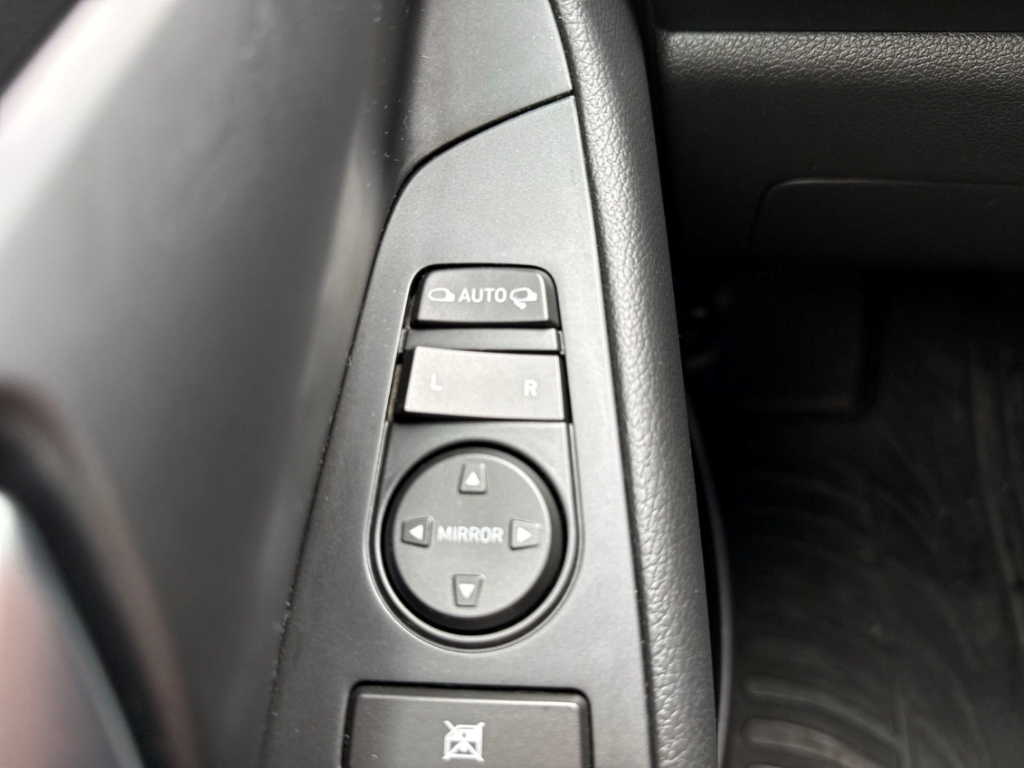 Fahrzeugabbildung Hyundai i30 Kombi 1.0 T-GDi EDITION 30 CarPlay RKam PDC Allwetter