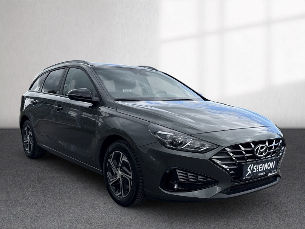 Fahrzeugabbildung Hyundai i30 Kombi 1.0 T-GDi EDITION 30 CarPlay RKam PDC Allwetter
