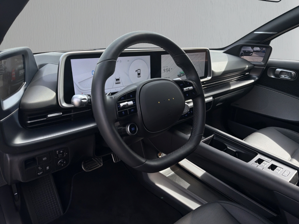 Fahrzeugabbildung Hyundai IONIQ 6 4WD 77,4kWh UNIQ Digi-Spiegel 20LM HUD Navi Digitales Cockpit Memory Sitze