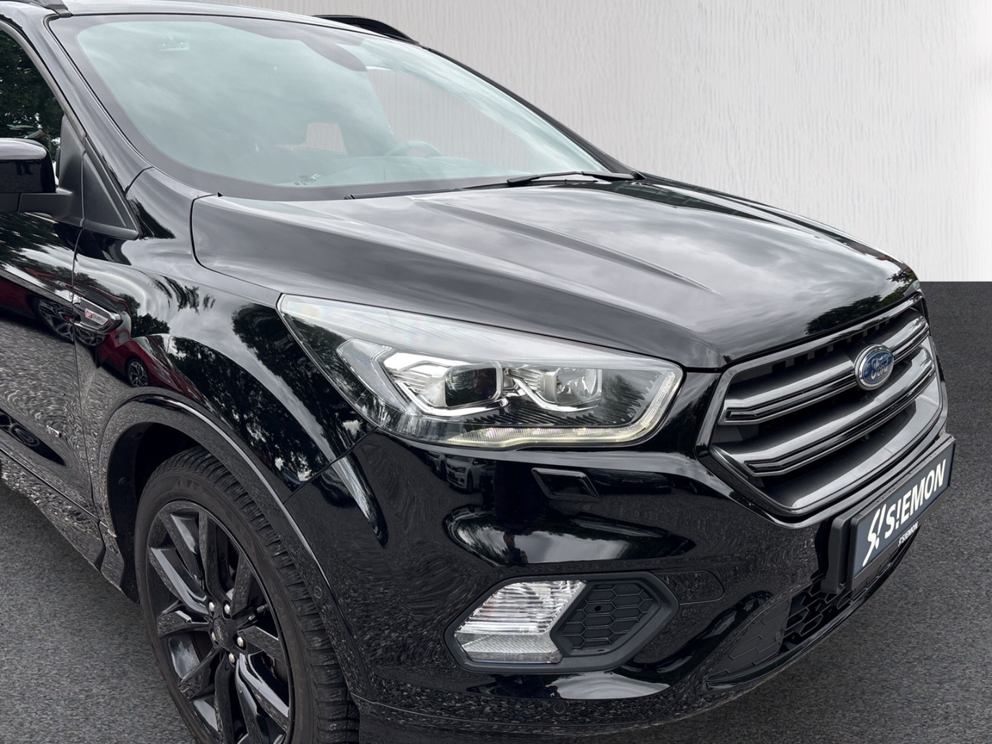 Fahrzeugabbildung Ford Kuga ST-Line 2.0EcoBoost RFK PANO WinterP GJR