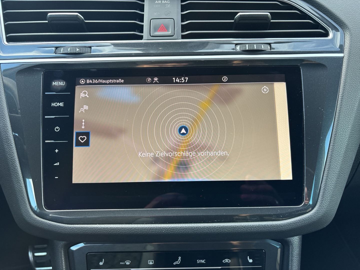 Fahrzeugabbildung Volkswagen Tiguan 1,4 TSI eHybrid R-Line SHZ AHK LED RFK