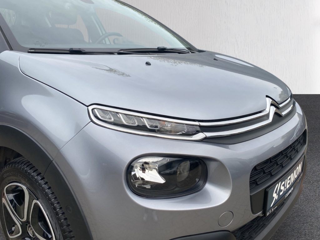 Fahrzeugabbildung Citroen C3 1.2 PureTech AT Shine Navi SmartLink RKam BlindSpot SHZ GRA