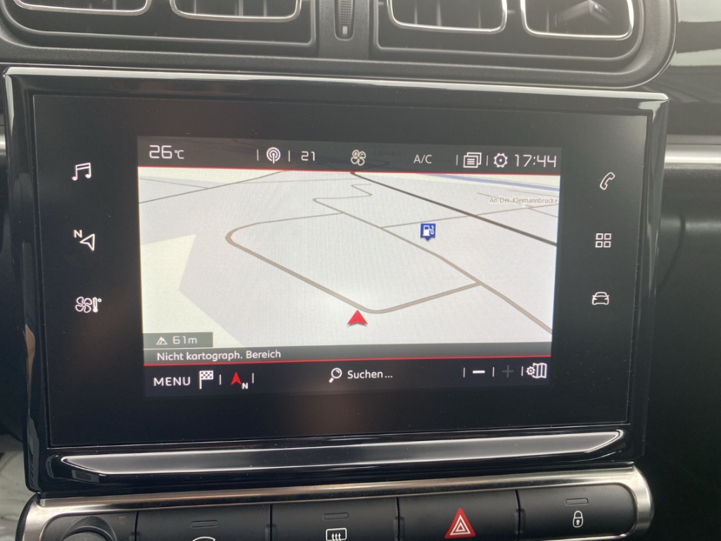 Fahrzeugabbildung Citroen C3 1.2 PureTech AT Shine Navi SmartLink RKam BlindSpot SHZ GRA