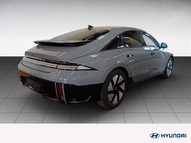 Fahrzeugabbildung Hyundai IONIQ 6 77,4kWh 4WD UNIQ HUD Navi Digitales Cockpit Memory Sitze Soundsystem Bose