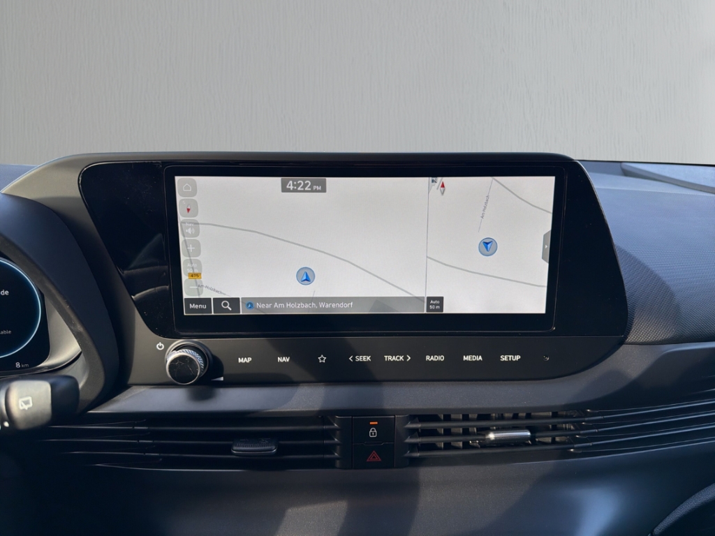 Fahrzeugabbildung Hyundai i20 FL MY26 1.0 T-GDI MT Blackline Navi Soundsystem Bose LED Apple CarPlay Android Auto
