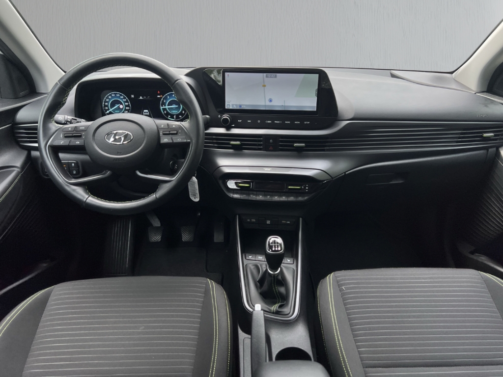 Fahrzeugabbildung Hyundai i20 1.0 T-GDI Intro Edition Navi Tempo SHZ