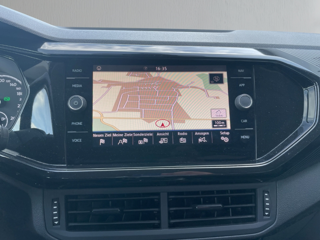 Fahrzeugabbildung Volkswagen T-Cross 1.0 TSI DSG Life LED Navi ACC SHZ PDC