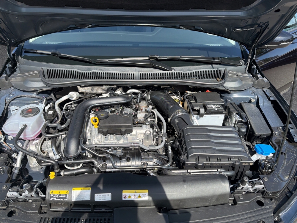 Fahrzeugabbildung Volkswagen Polo 1.0 Energy DSG GJR R-Kamera ACC AppConnect