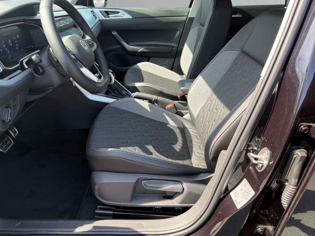 Fahrzeugabbildung Volkswagen Polo 1.0 Energy DSG GJR R-Kamera ACC AppConnect