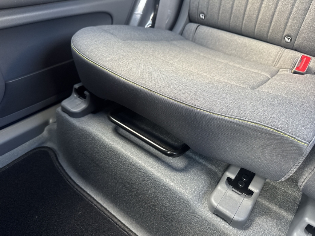 Fahrzeugabbildung Hyundai INSTER EV MY26 49kWh Cross Effizienz-P Navi Digitales Cockpit LED ACC Apple CarPlay